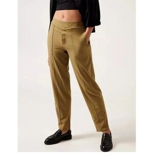 NWOT ATHLETA Vienna Slim Pant Tapestry Gold Active Athleisure Casual Women’s 12